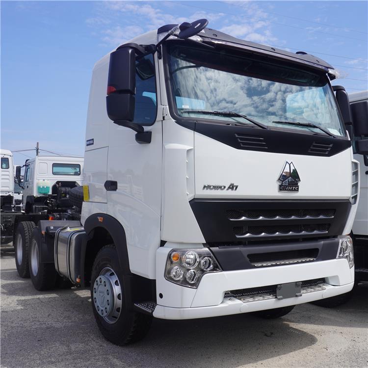 Howo A7 Tractor